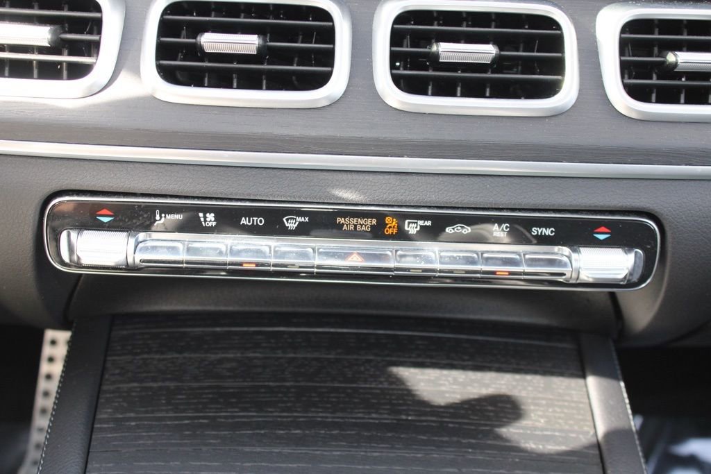 Certified 2023 Mercedes-Benz GLS 580 4MATIC image 24