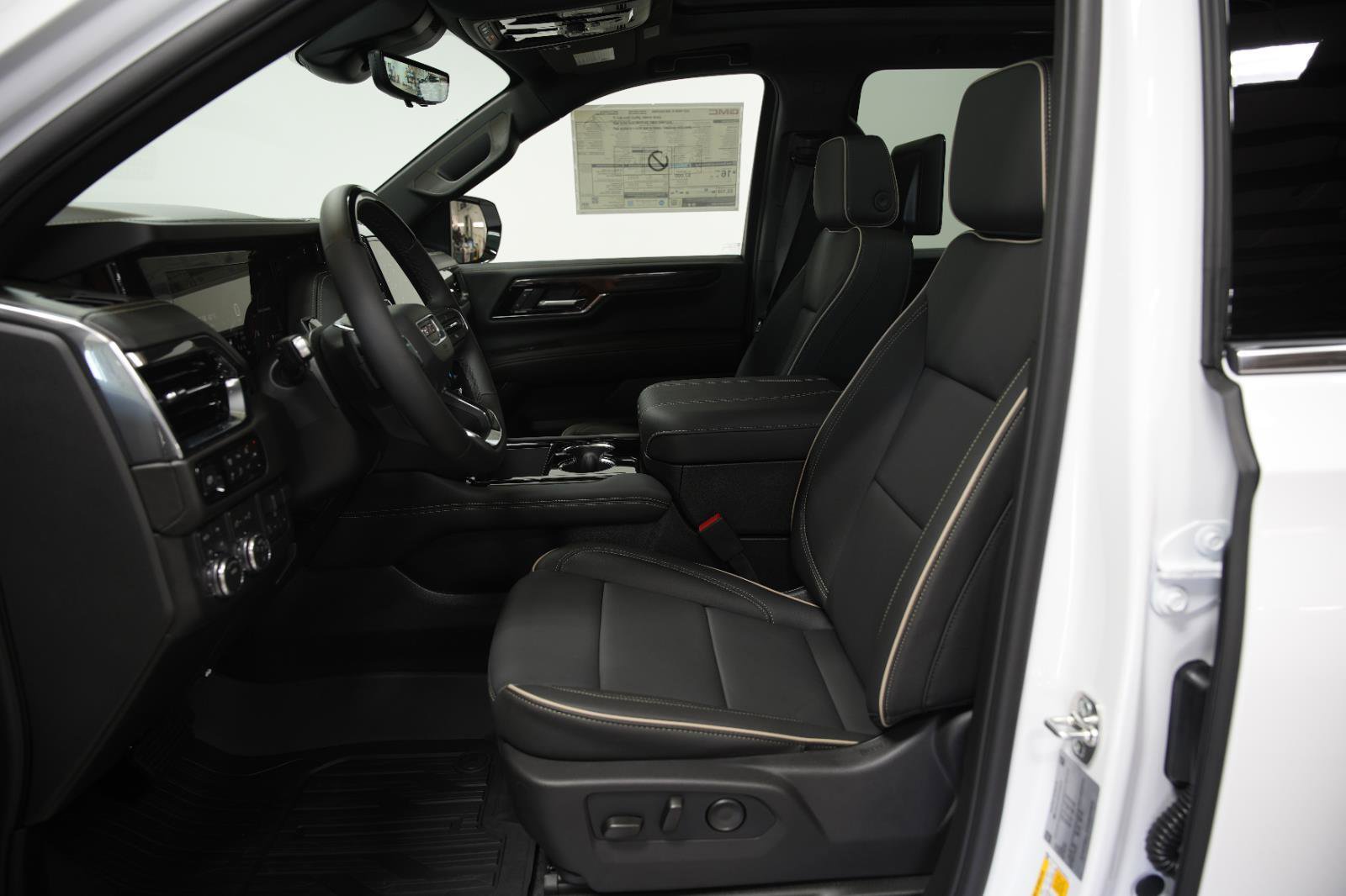 New 2026 GMC Yukon XL Elevation w/ Elevation Premium Package AWD/4WD image 31