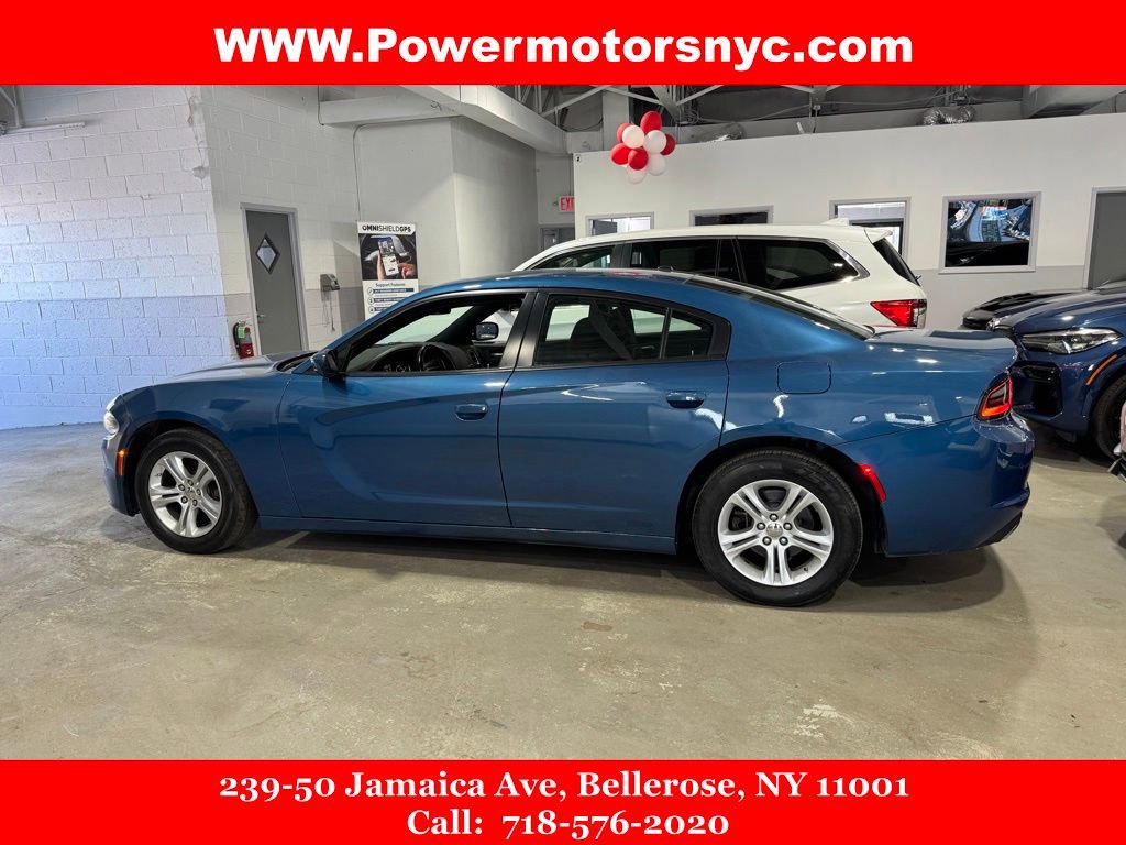 Used 2022 Dodge Charger SXT RWD image 8