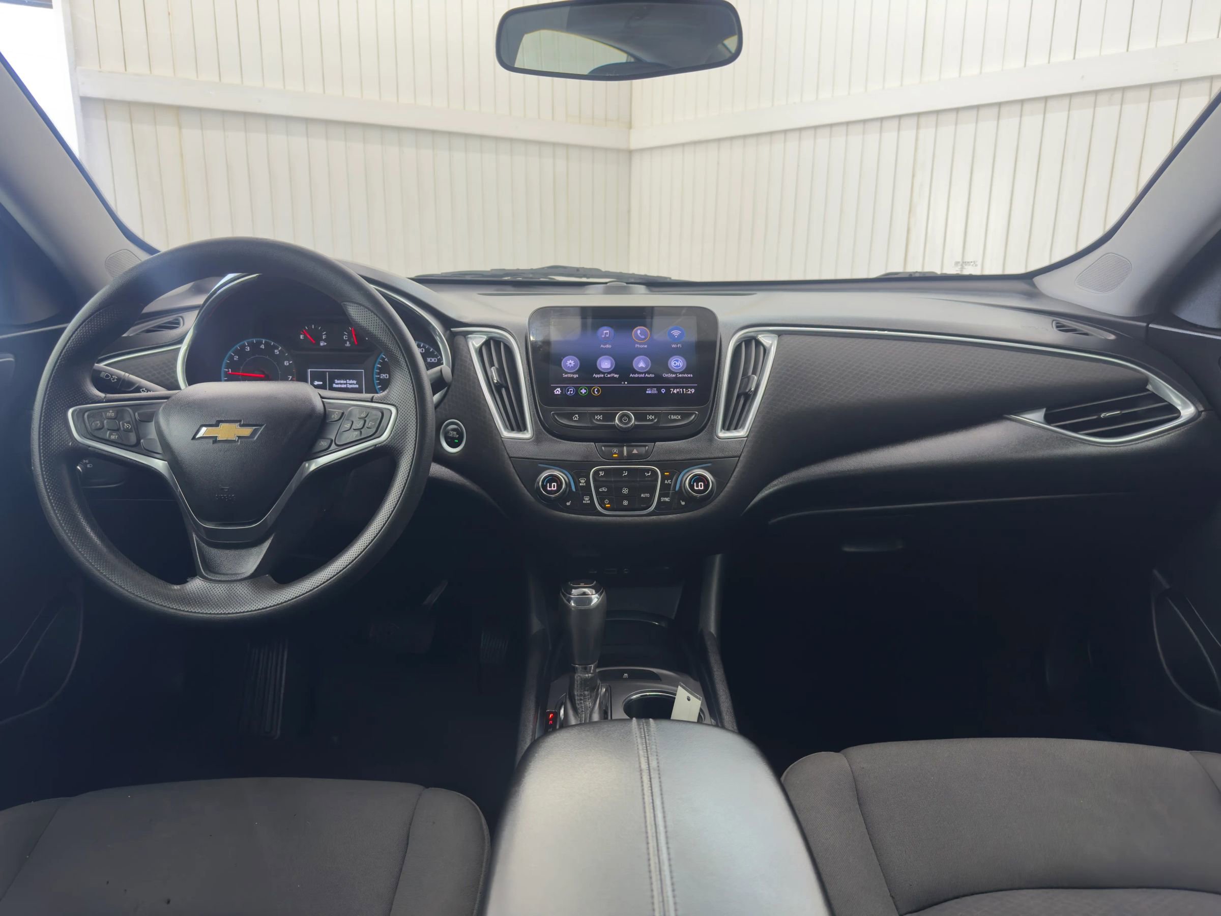 Used 2020 Chevrolet Malibu LT image 17