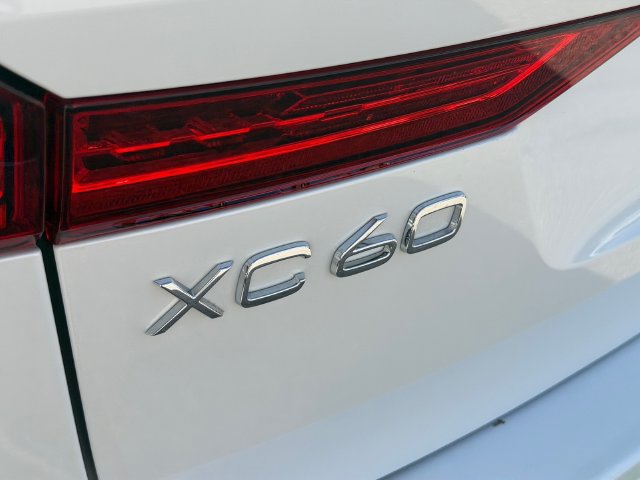 Certified 2024 Volvo XC60 B5 Plus w/ Protection Package AWD/4WD image 12