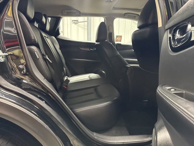 Used 2021 Nissan Rogue Sport SL w/ Premium Package image 24