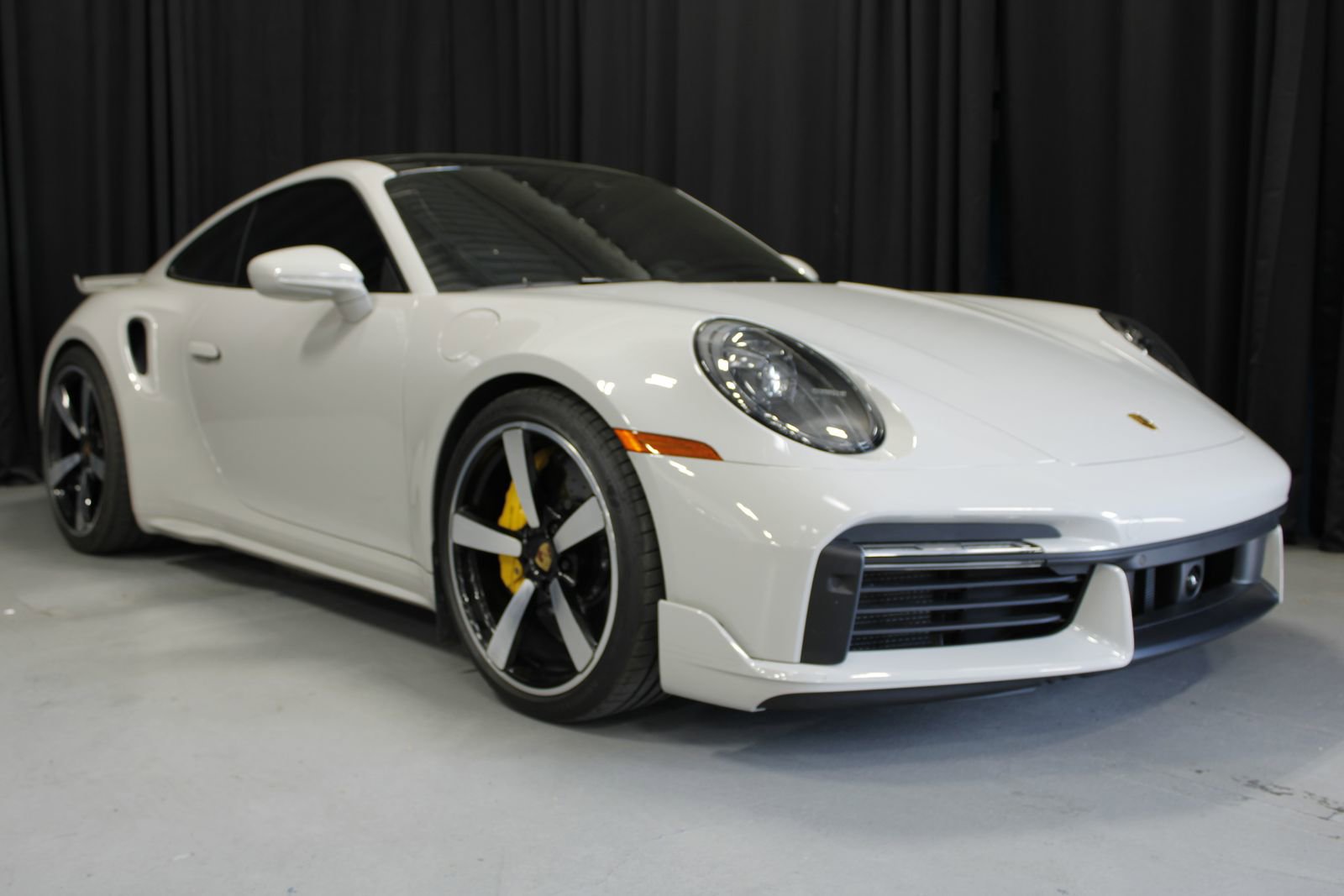 Used 2025 Porsche 911 Turbo S AWD/4WD image 9