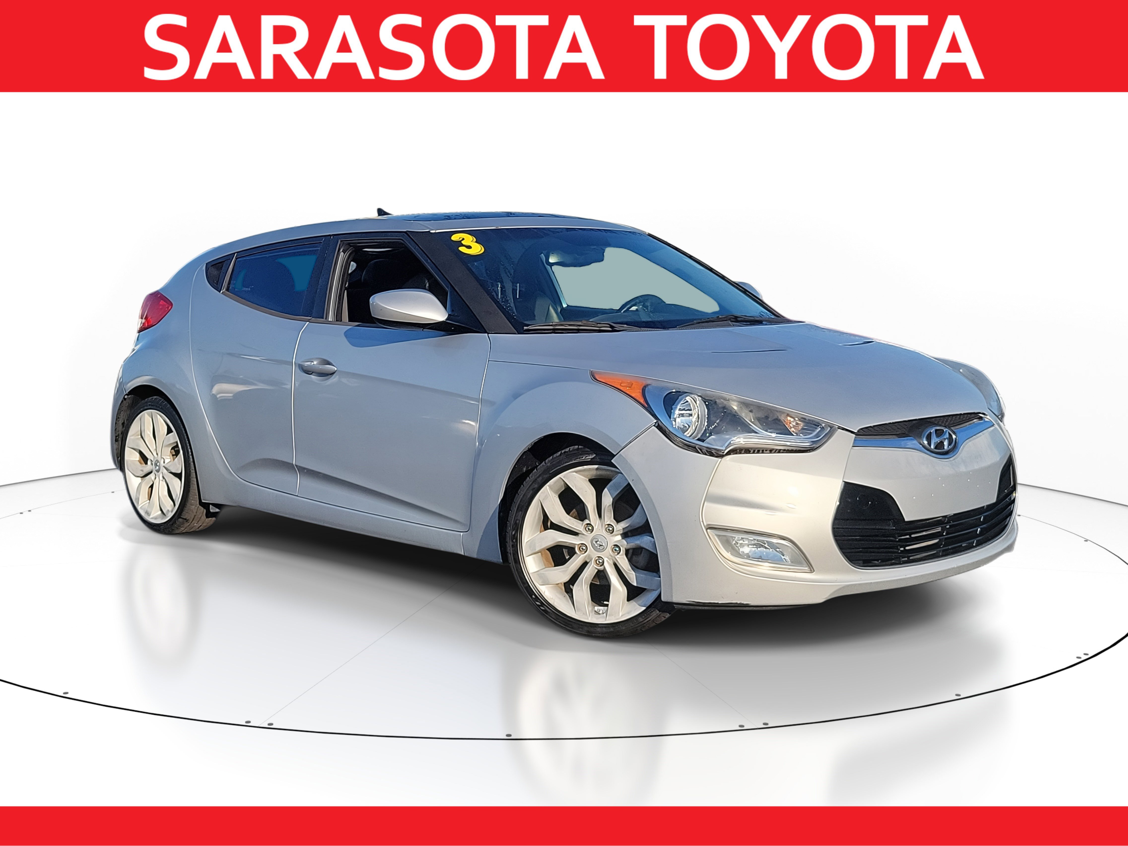 Used 2013 Hyundai Veloster w/ Style Pkg