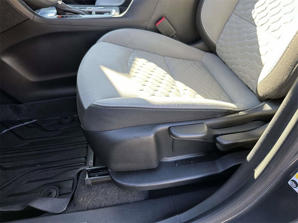 Used 2020 Chevrolet Equinox LS w/ LPO, Floor Liner Package image 17