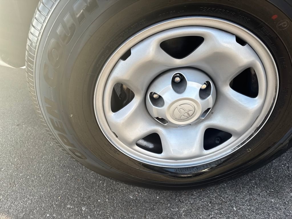 Used 2021 Toyota Tacoma SR w/ SR Convenience Package image 39