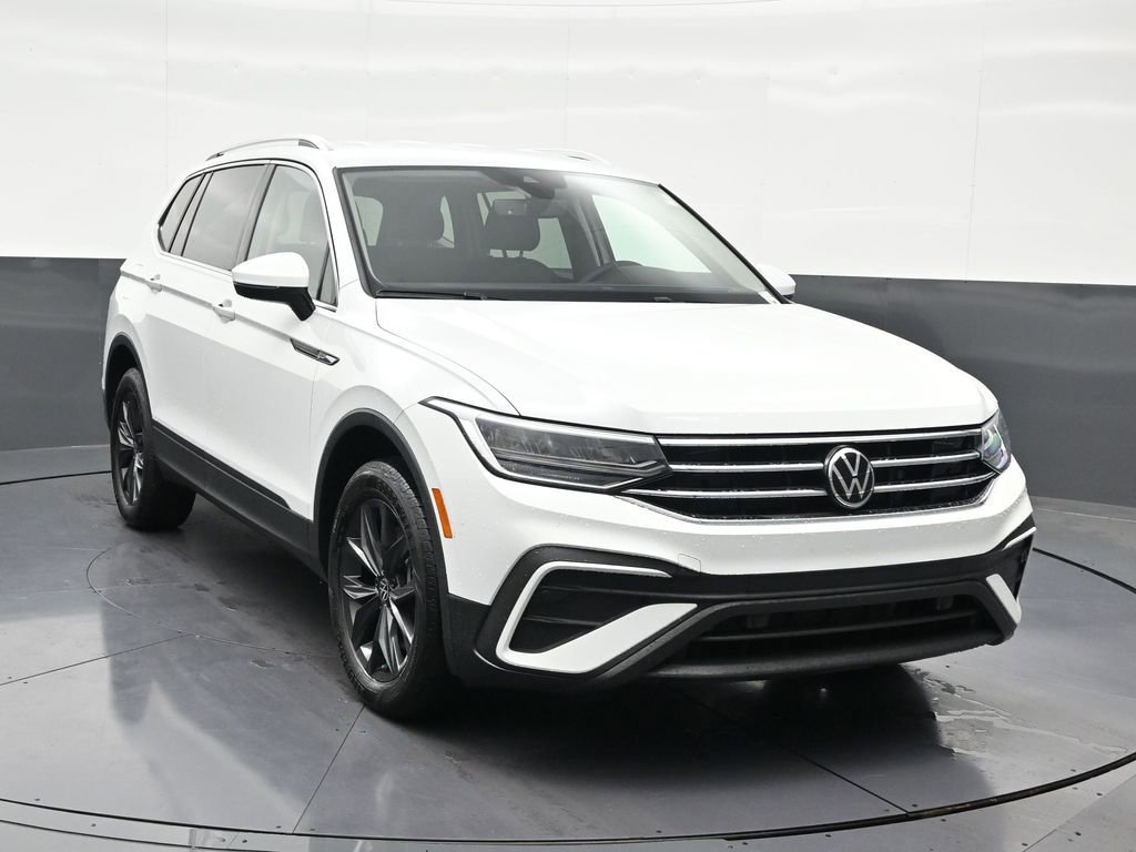 Used 2024 Volkswagen Tiguan SE FWD image 7