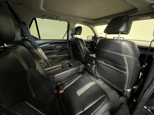 Used 2024 Honda Pilot Touring image 12