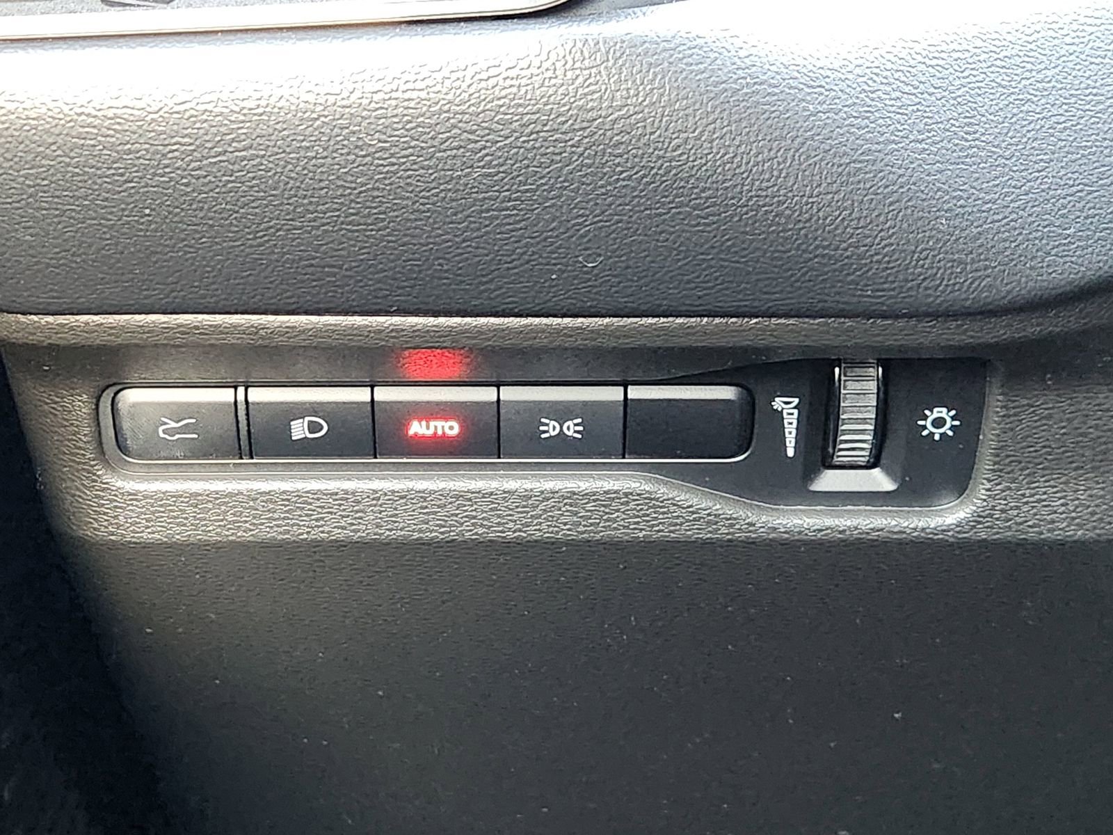 Used 2025 Dodge Charger R/T w/ Quick Order Package 25M R/T image 22