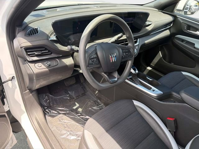Used 2024 Buick Envista Preferred FWD image 21