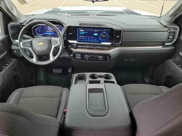 Used 2025 Chevrolet Silverado 2500 LT w/ Convenience Package AWD/4WD image 14