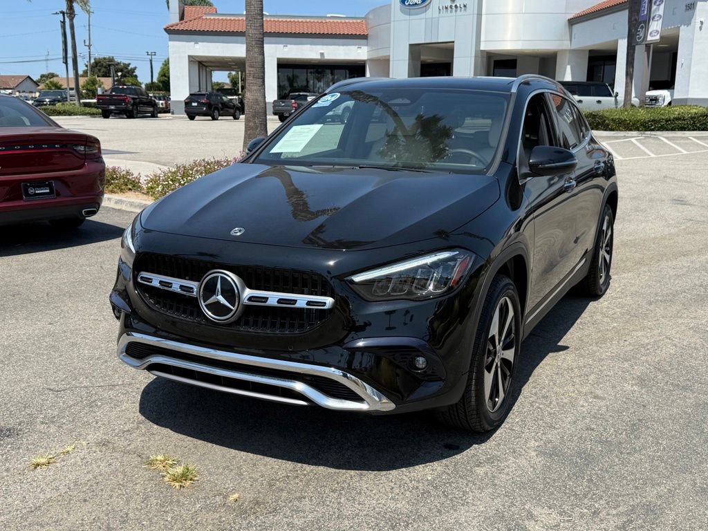 Used 2025 Mercedes-Benz GLA 250 4MATIC image 7