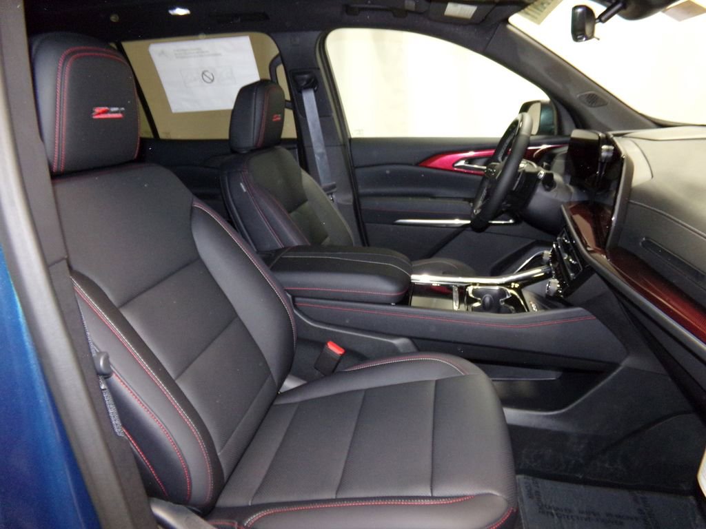 New 2026 Chevrolet Traverse Z71 w/ Enhanced Driving Package image 8