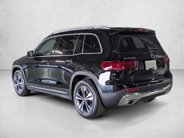 Certified 2025 Mercedes-Benz GLB 250 image 10
