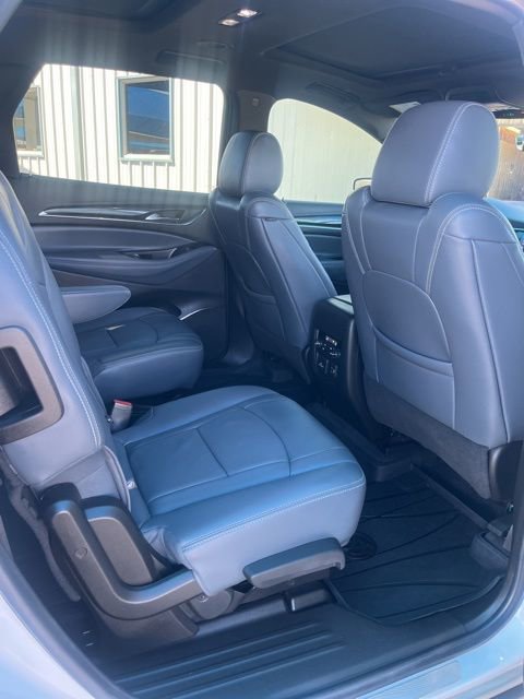Used 2024 Buick Enclave Premium w/ Experience Buick Package FWD image 10