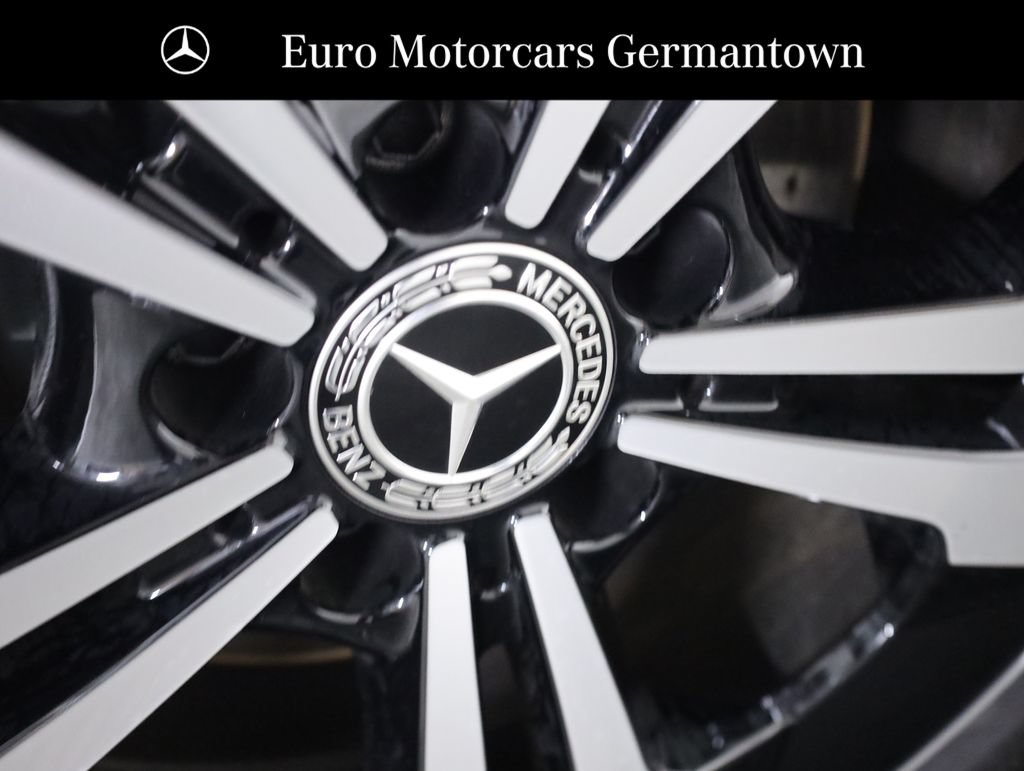 Used 2026 Mercedes-Benz GLA 250 4MATIC image 8