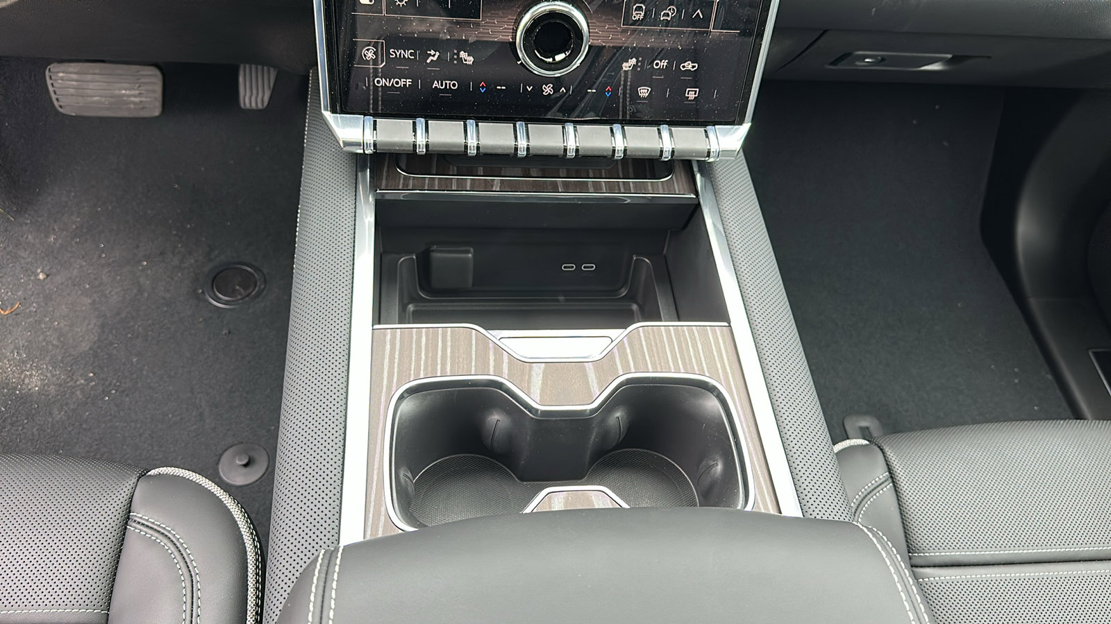 New 2025 GMC Sierra EV Denali image 18