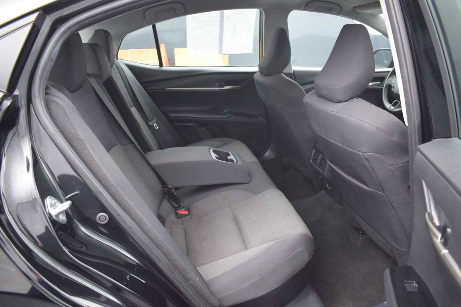 Used 2025 Toyota Camry LE FWD image 11