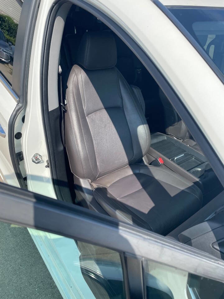 Used 2018 Honda Odyssey Touring image 11