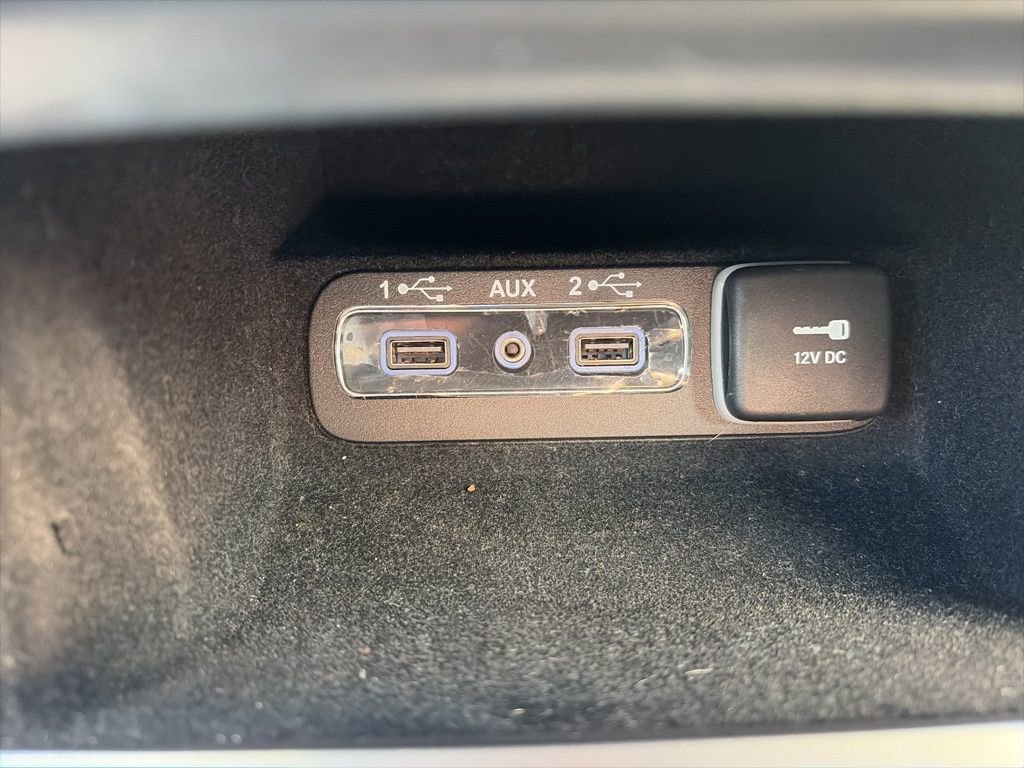 Used 2019 Jeep Grand Cherokee Limited w/ Luxury Group II image 21