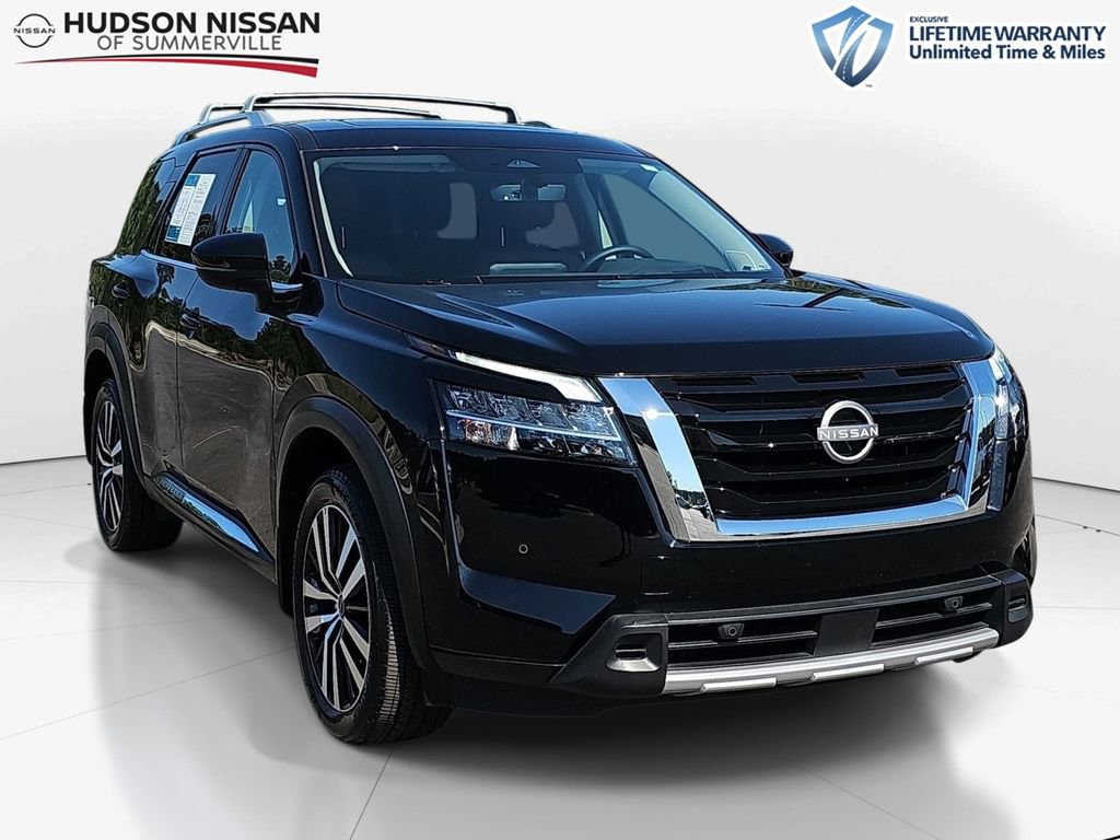 Used 2024 Nissan Pathfinder Platinum w/ Cargo Package image 1
