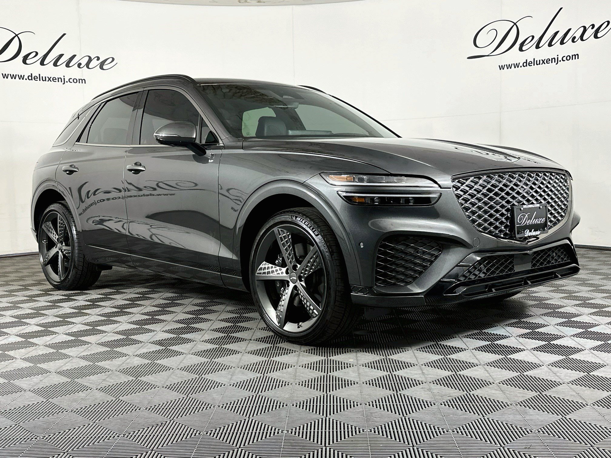 Used 2025 Genesis GV70 3.5T Sport w/ Sport Advanced Package AWD/4WD video 1