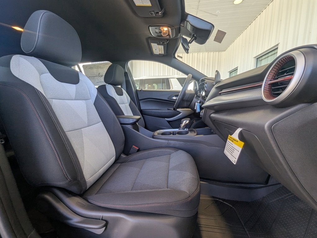 New 2026 Chevrolet Trax RS w/ Driver Confidence Package image 13