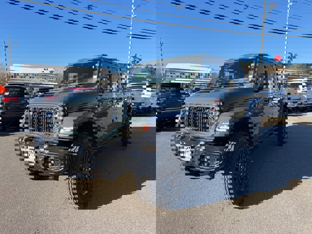 New 2026 Jeep Gladiator Sport image 3