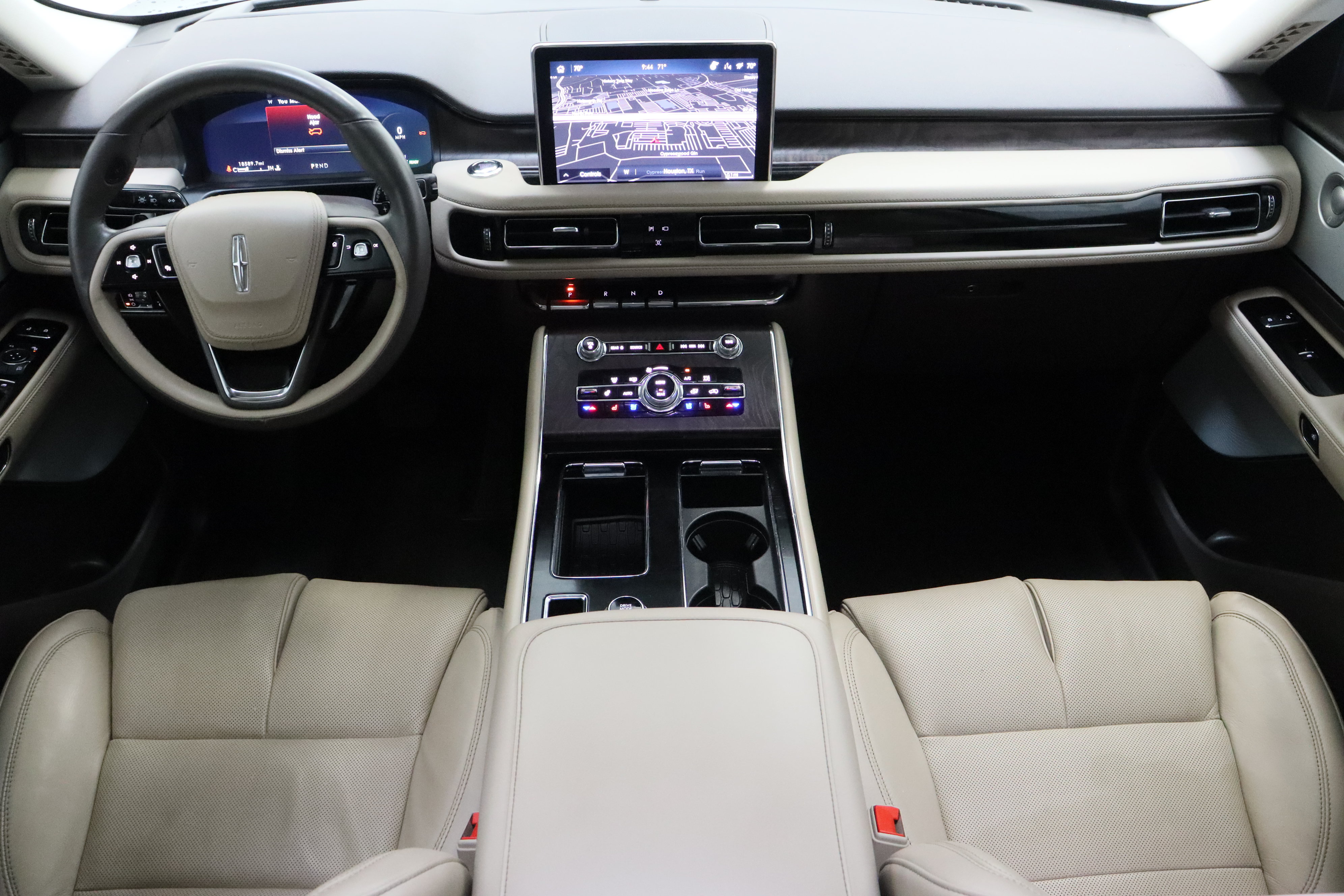 Used 2023 Lincoln Aviator Grand Touring w/ Equipment Group 301A AWD/4WD image 35