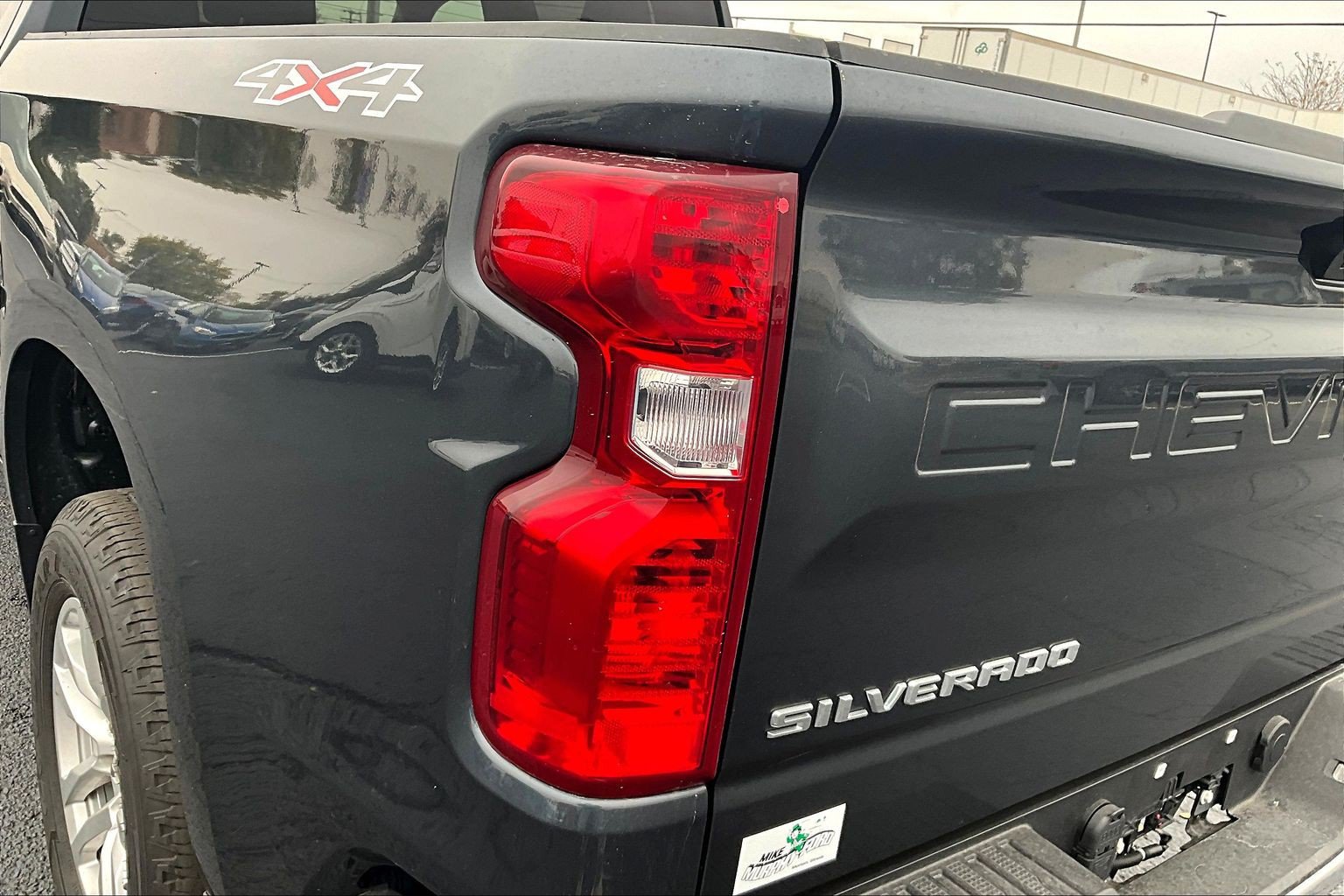 Used 2021 Chevrolet Silverado 1500 LT AWD/4WD image 28