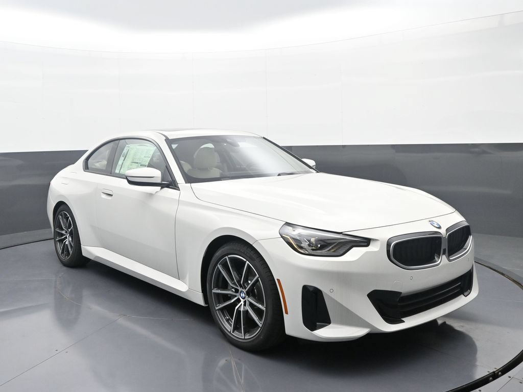 New 2026 BMW 230i Coupe w/ Premium Package RWD image 3