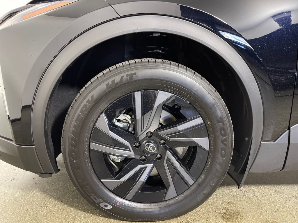 New 2026 Toyota C-HR AWD/4WD image 11