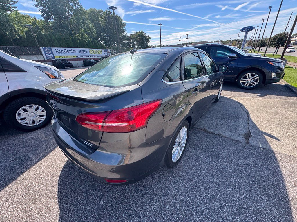 Used 2016 Ford Focus Titanium w/ Titanium Cold Weather Package FWD image 5