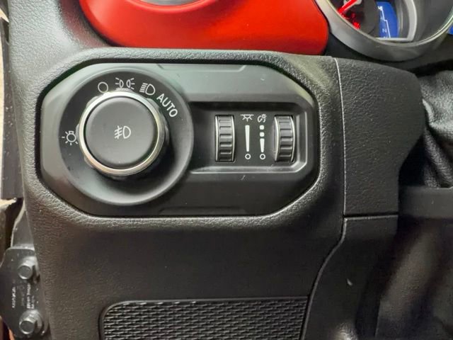 Used 2021 Jeep Wrangler Unlimited Rubicon AWD/4WD image 20