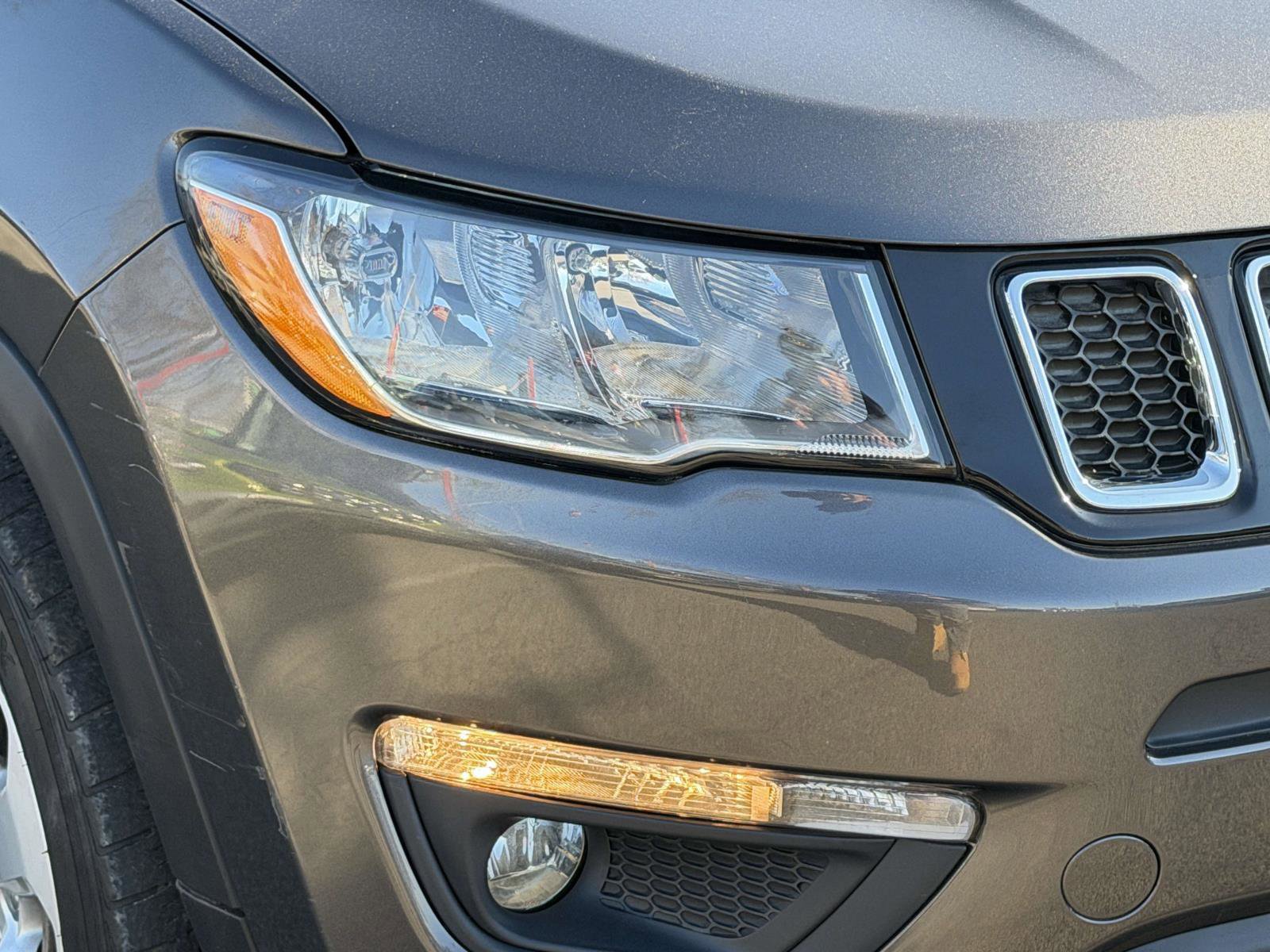 Used 2018 Jeep Compass Latitude w/ Popular Equipment Group image 10