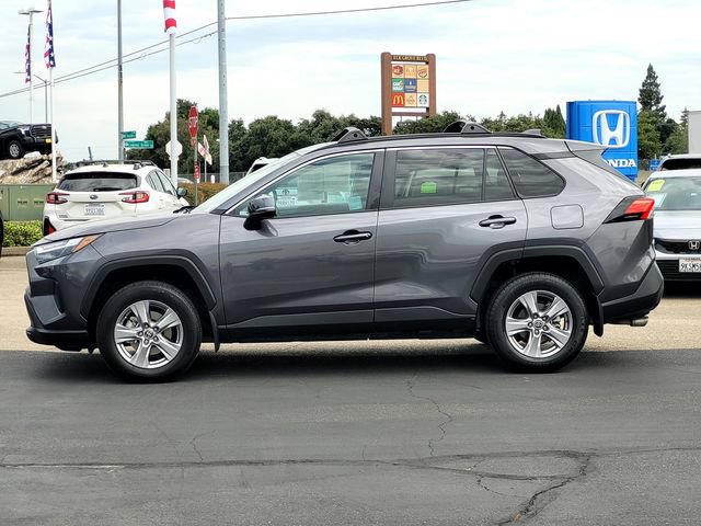 Used 2024 Toyota RAV4 XLE w/ Convenience Package FWD image 7