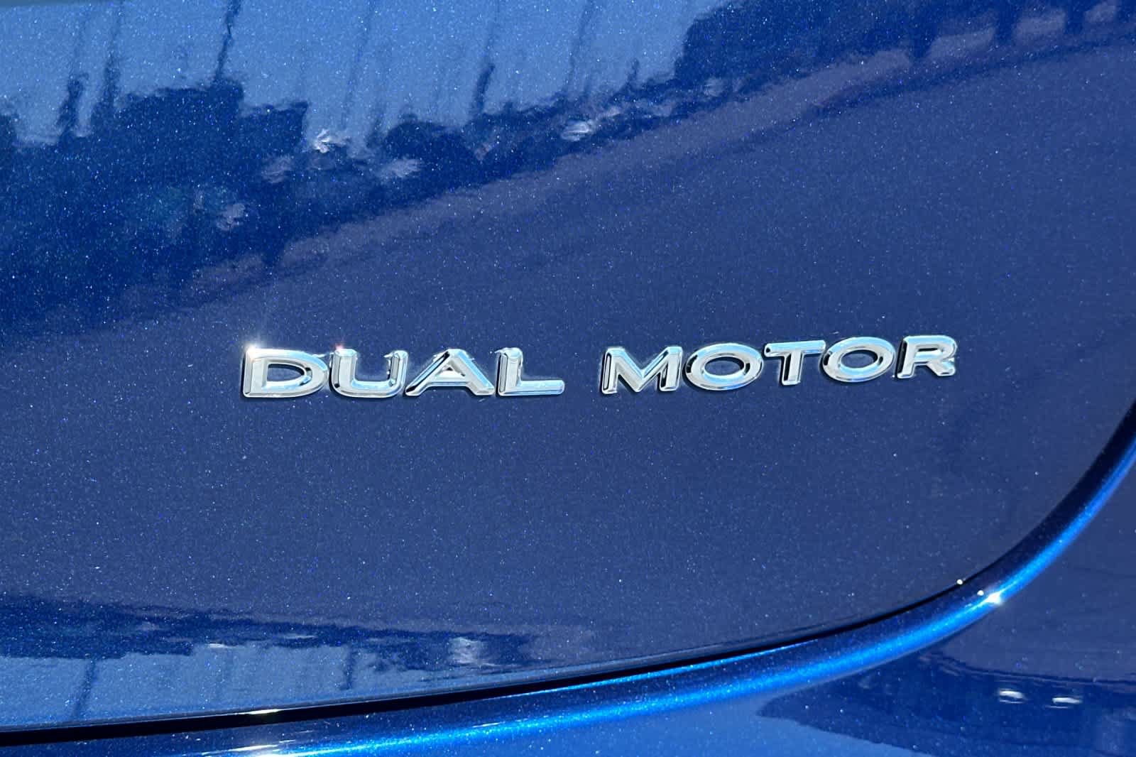 Used 2022 Tesla Model 3 Long Range AWD/4WD image 31