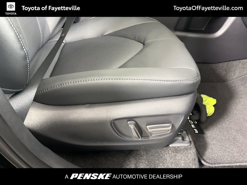 New 2026 Toyota Grand Highlander Limited image 9