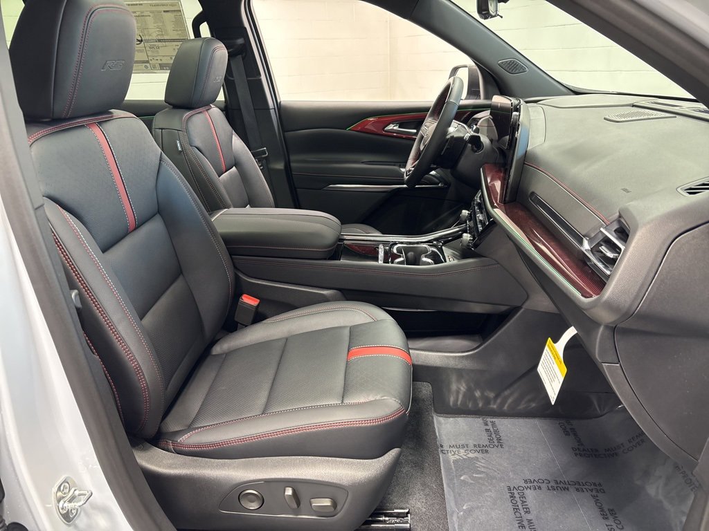 New 2026 Chevrolet Traverse RS image 11