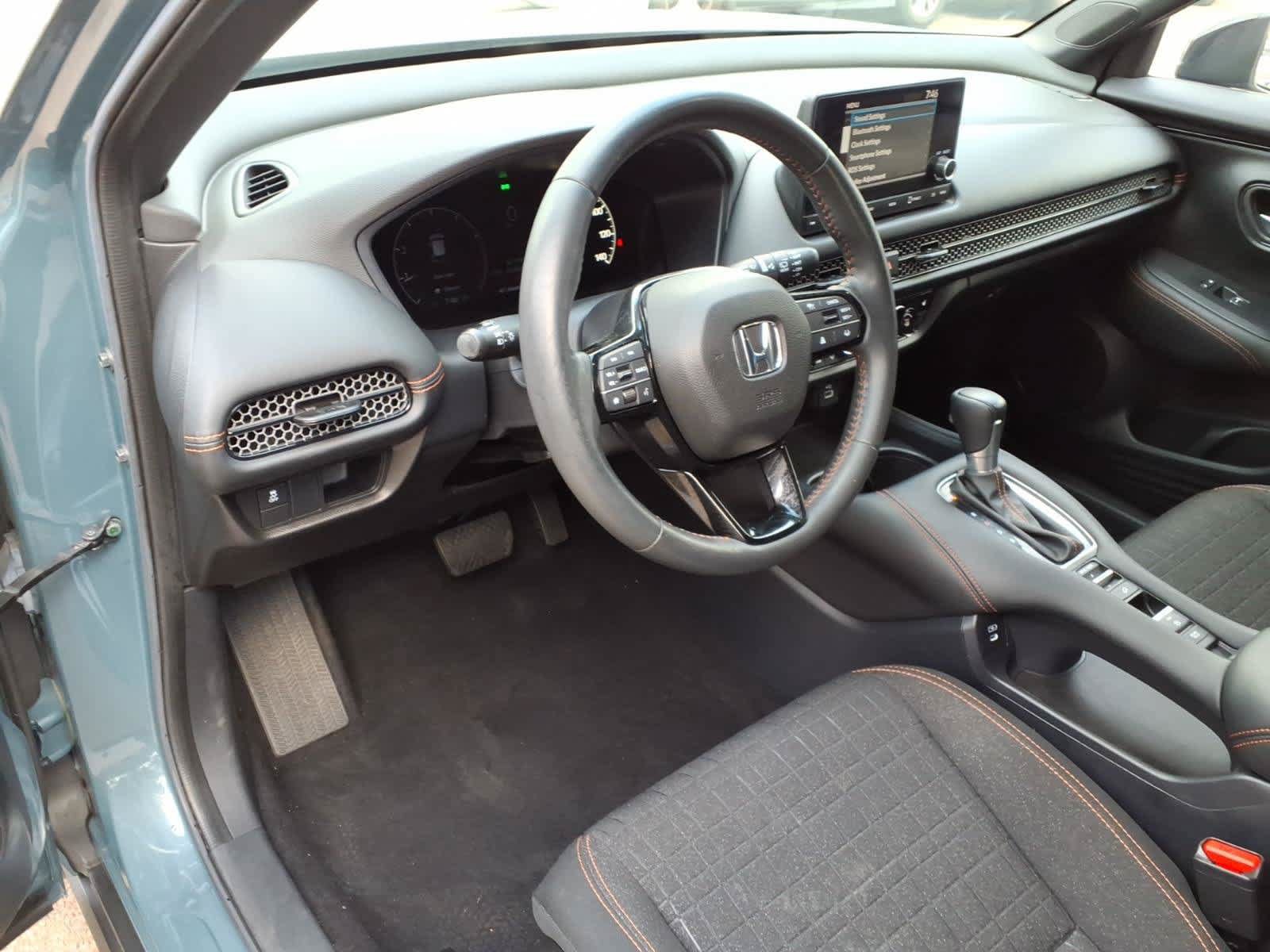 Used 2024 Honda HR-V Sport image 14