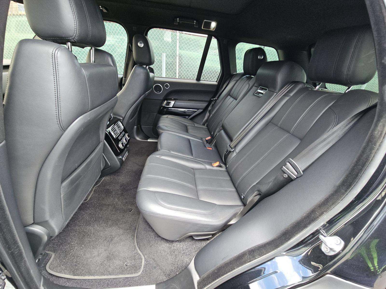 Used 2016 Land Rover Range Rover HSE AWD/4WD image 7