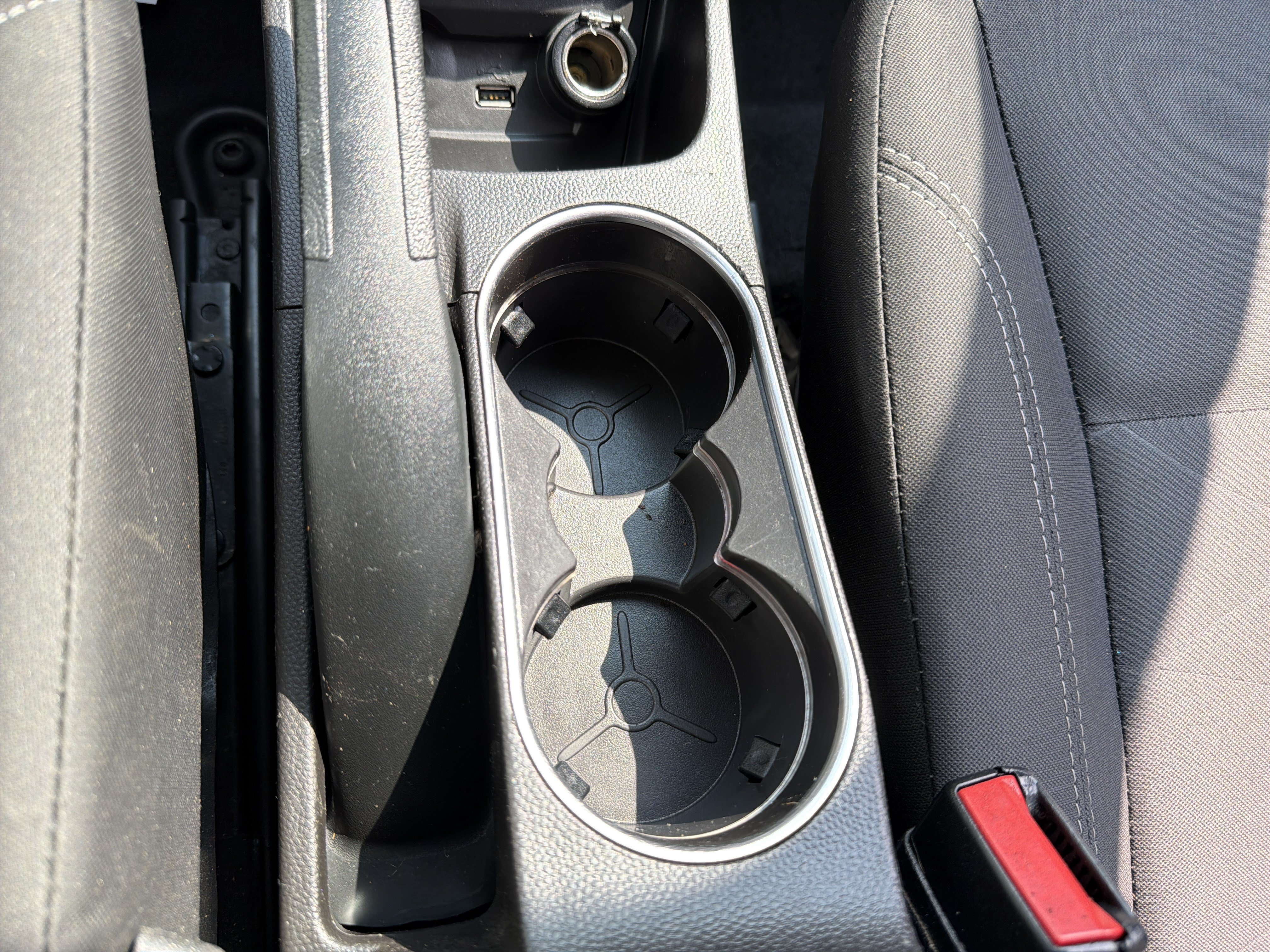 Used 2016 Ford Fiesta SE FWD image 25