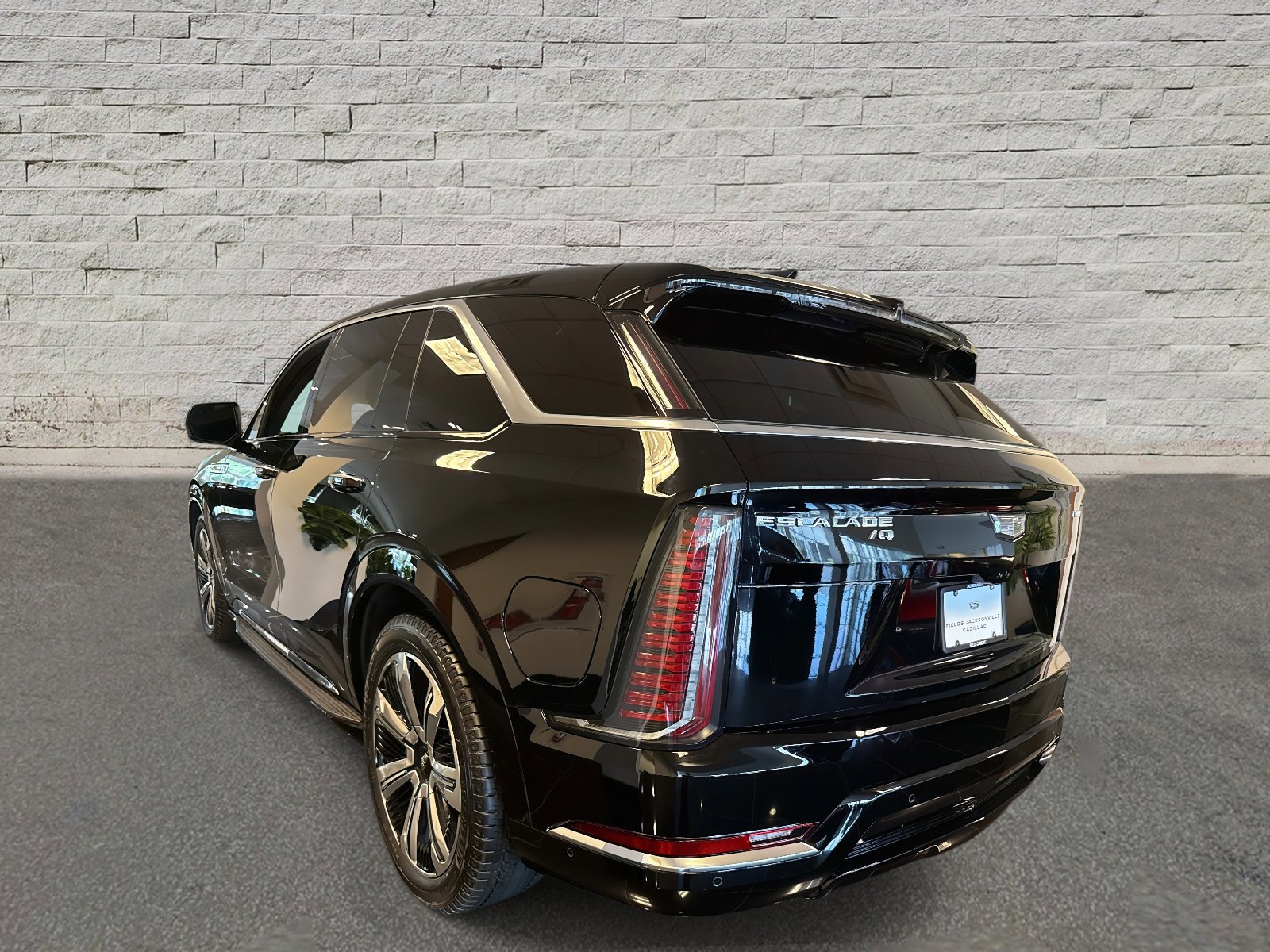 New 2025 Cadillac Escalade IQ Luxury 2 image 3