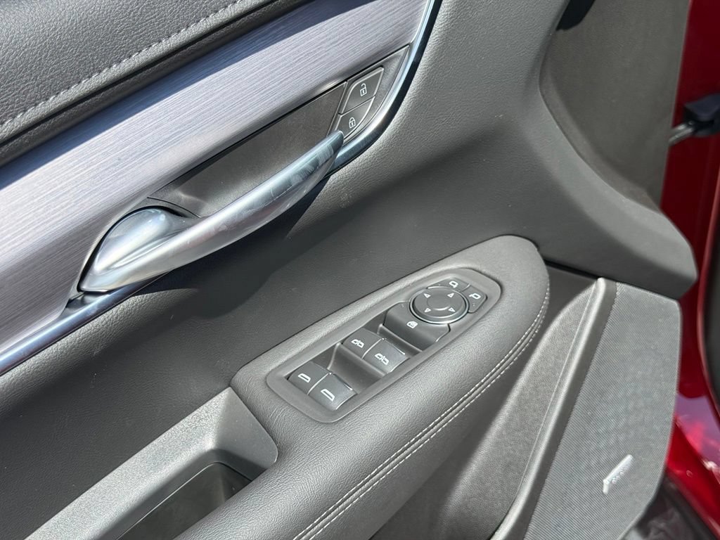 New 2026 Cadillac XT5 Luxury FWD image 16