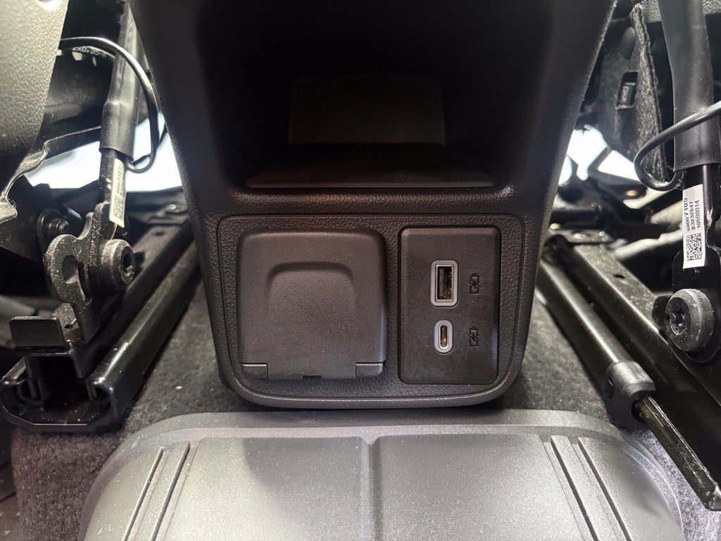 Used 2024 Chevrolet TrailBlazer ACTIV w/ Convenience Package AWD/4WD image 44