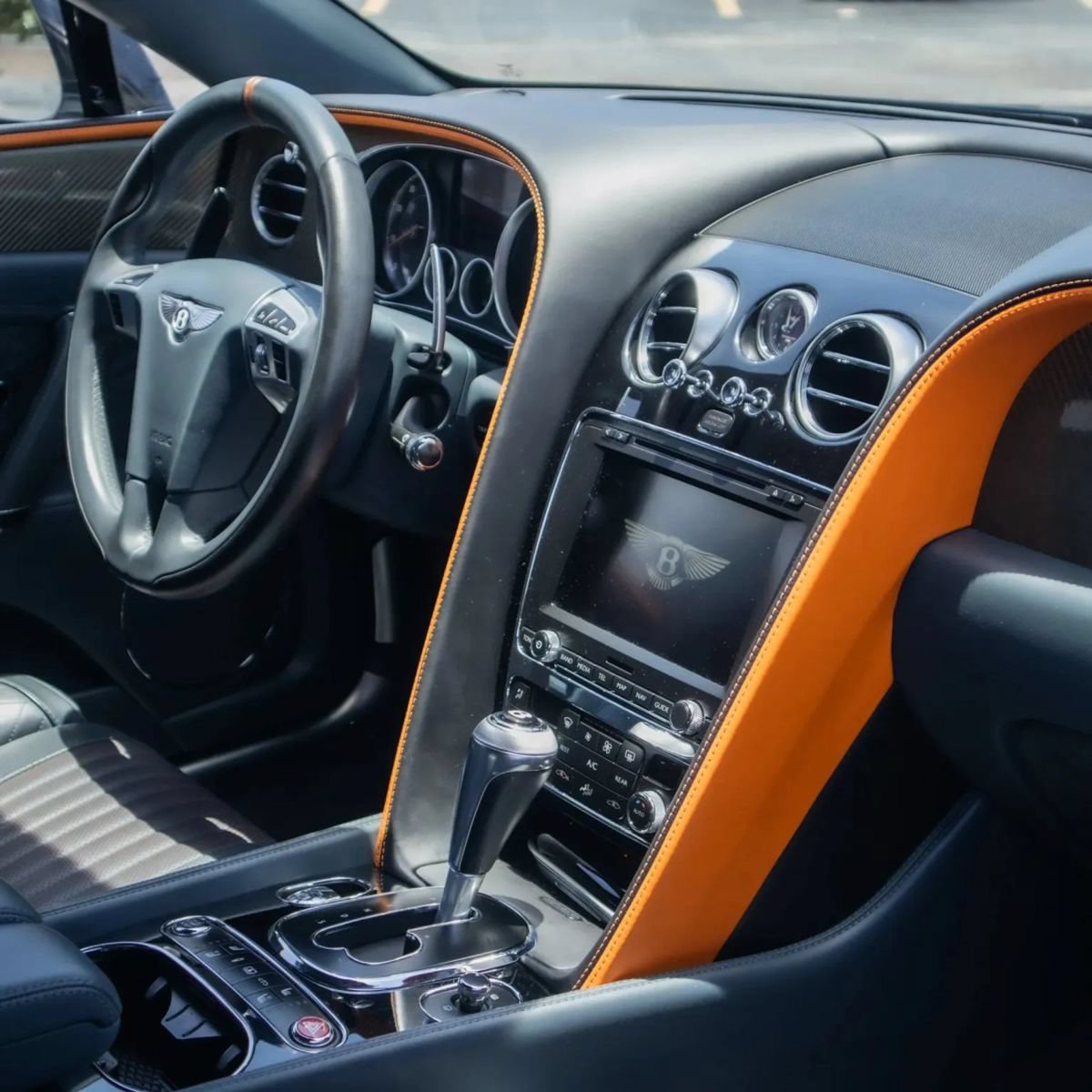 Used 2018 Bentley Flying Spur S V8 AWD/4WD image 14