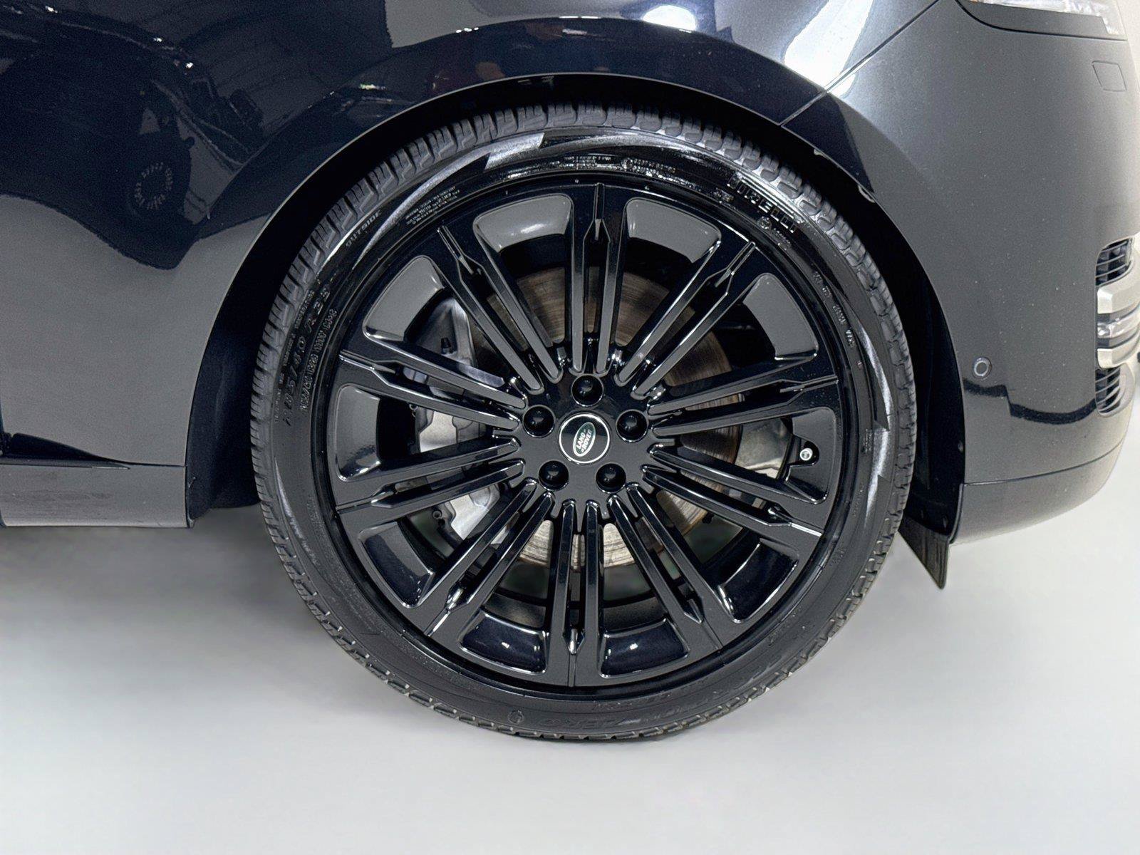 Used 2024 Land Rover Range Rover SE AWD/4WD image 38