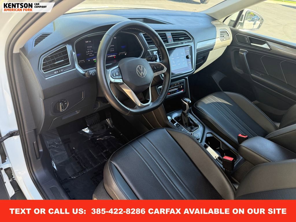 Used 2024 Volkswagen Tiguan SE image 30