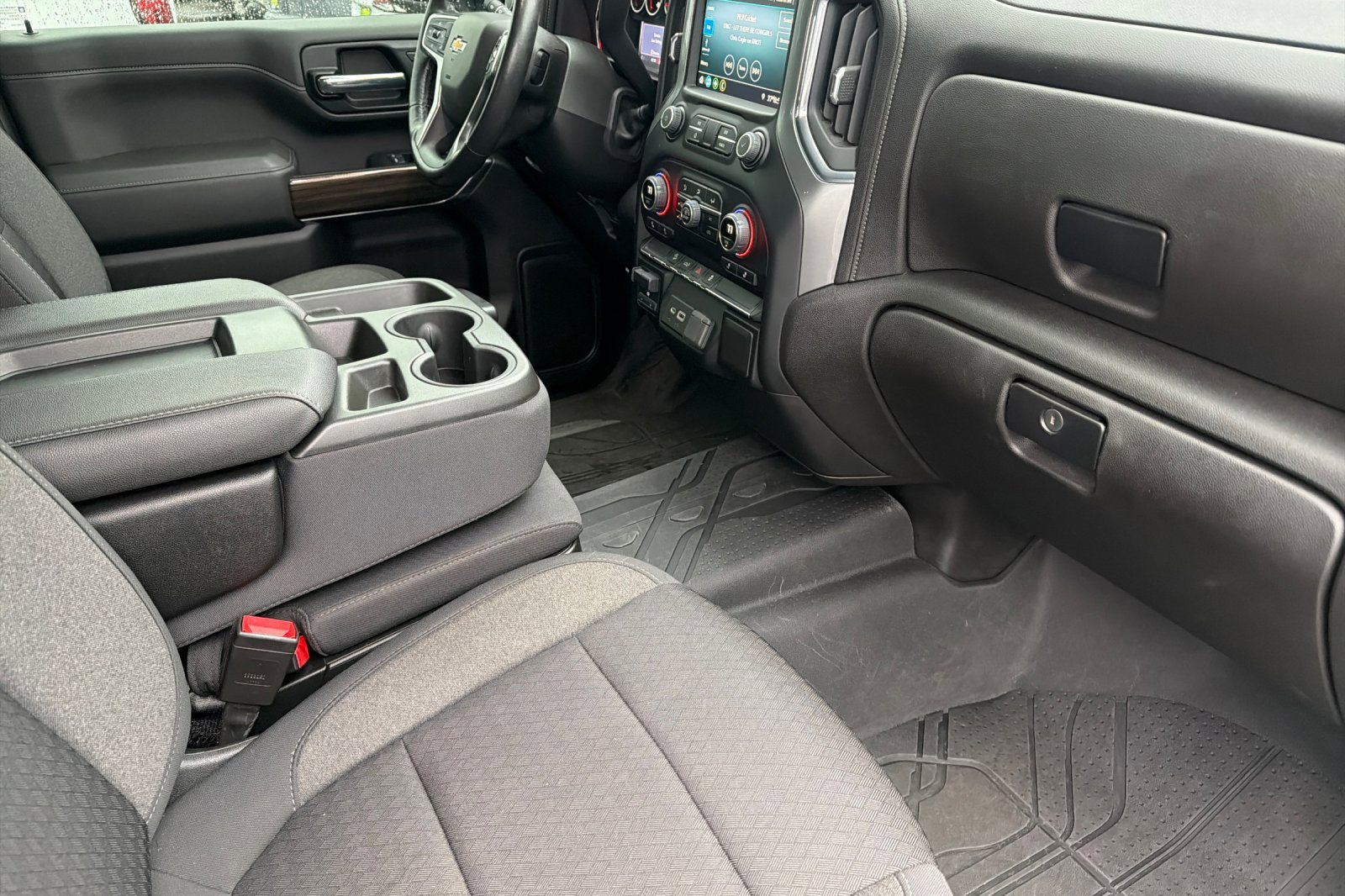 Used 2022 Chevrolet Silverado 3500 LT w/ Convenience Package image 12
