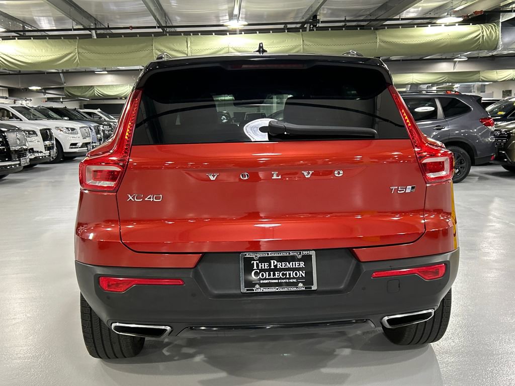 Used 2019 Volvo XC40 T5 R-Design AWD/4WD image 3
